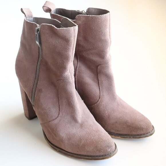 Steve Madden Roooler Beige Suede Leather Block Heel Ankle Boots / Booties Size 7 - Picture 3 of 15